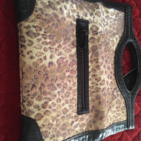 New Donald Pliner Leopard Print:/Solid Brown - Picture 2 of 5